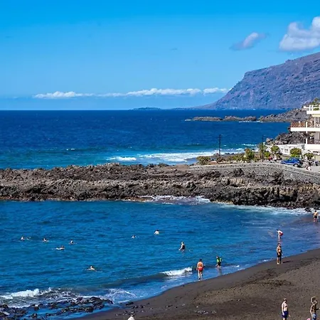 Apartamento One Bedroom Appartement With Sea View Furnished Balcony And Wifi At Santiago Del Teide 1 Km Away From The Beach